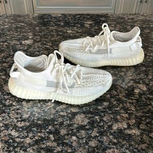 ADIDAS YEEZY BOOST SNEAKERS SIZE 7.5